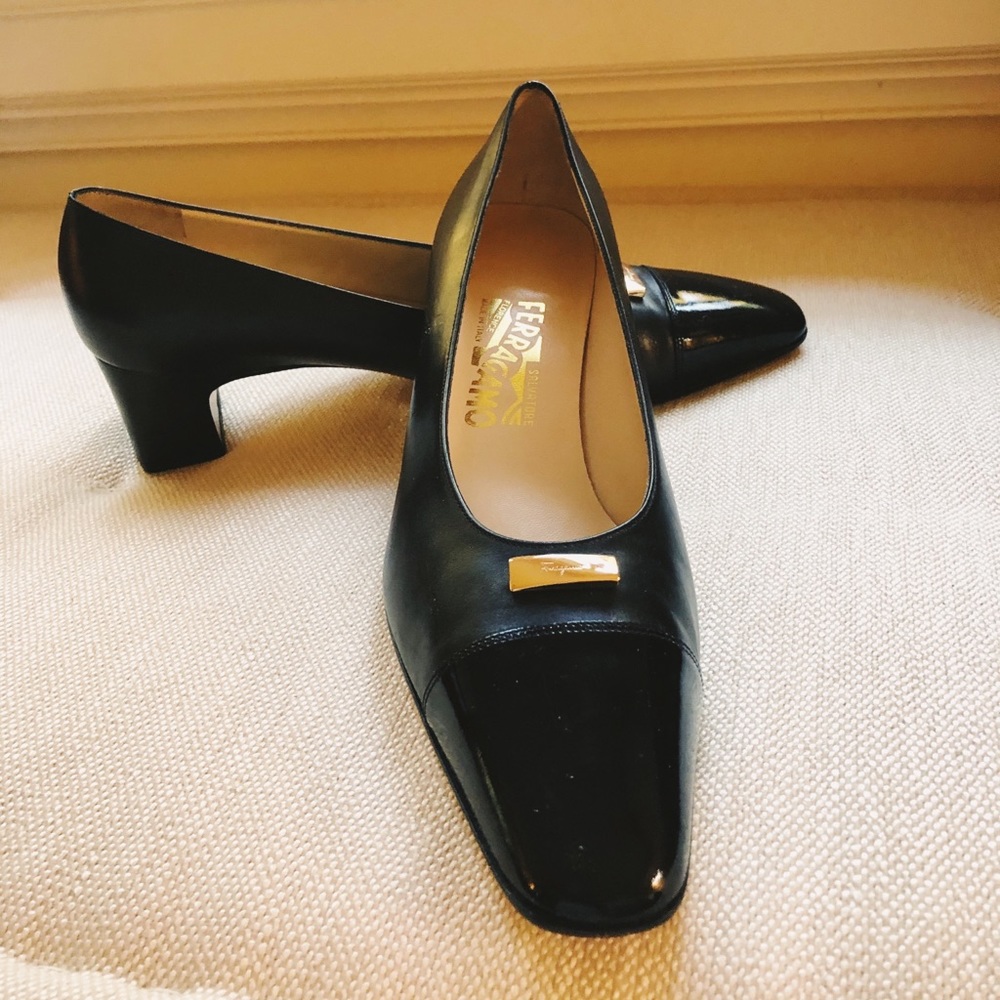Salvatore Ferragamo BRAND NEW